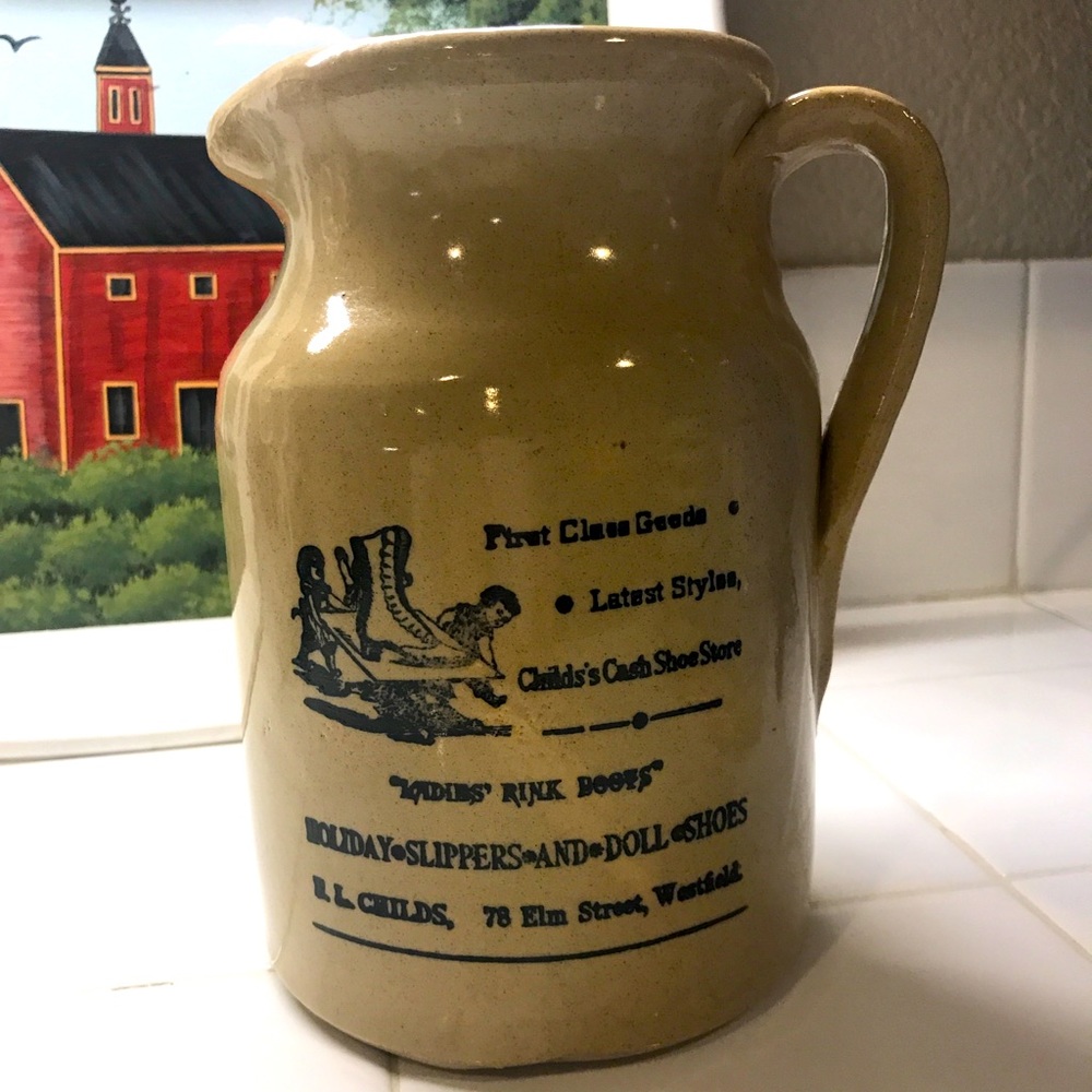 Country pitcher
